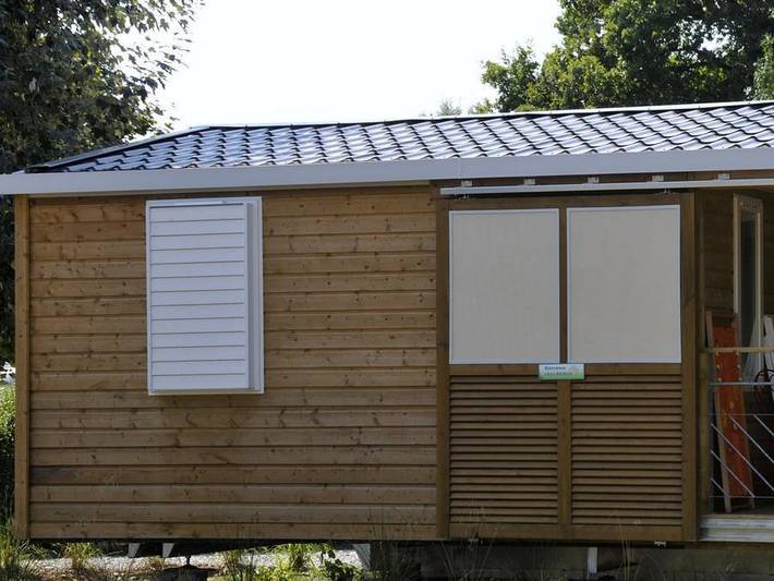 Camping pour 4 personnes, avec bassin pour enfant et terrasse, animaux acceptés dans Vallée de la Loire - 3