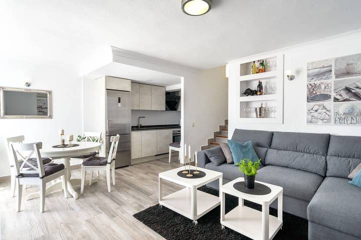 Ganze Wohnung, Seaview family apartment by Costarentals in La Cala de Mijas, Mijas
