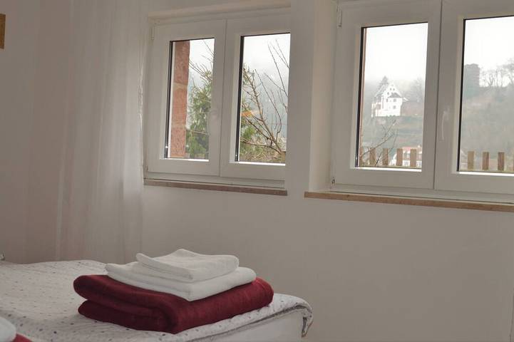 Ferienwohnung für 3 Personen, mit Terrasse und Garten in Miltenberg - 4