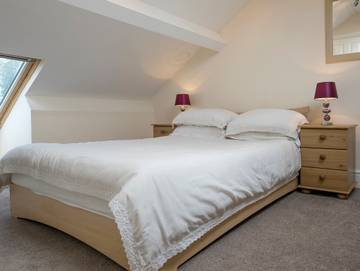 Log Cabin for 6 People in Windermere, Cumbria, Photo 2