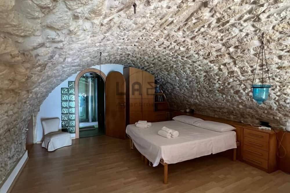 Entire apartment, Admirari Deluxe Apartment with amazing view in Tropea, Vibo Valentia Province