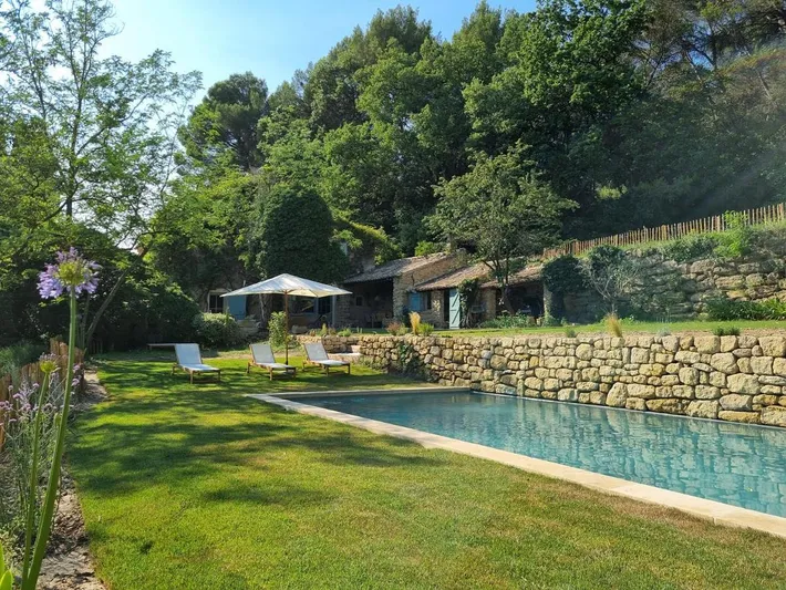 Chalet para 12 personas, con vistas además de piscina y jardín - 1