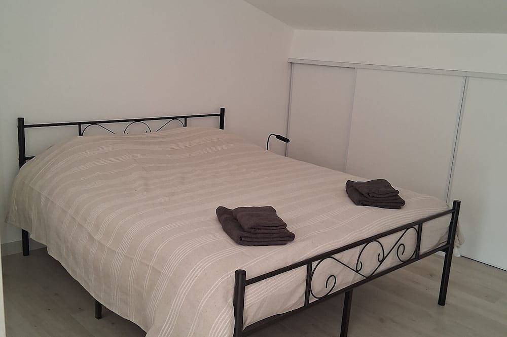 Villa spacieuse 7 pers. face à la montagne de Lure in Noyers-sur-Jabron, Région de Forcalquier