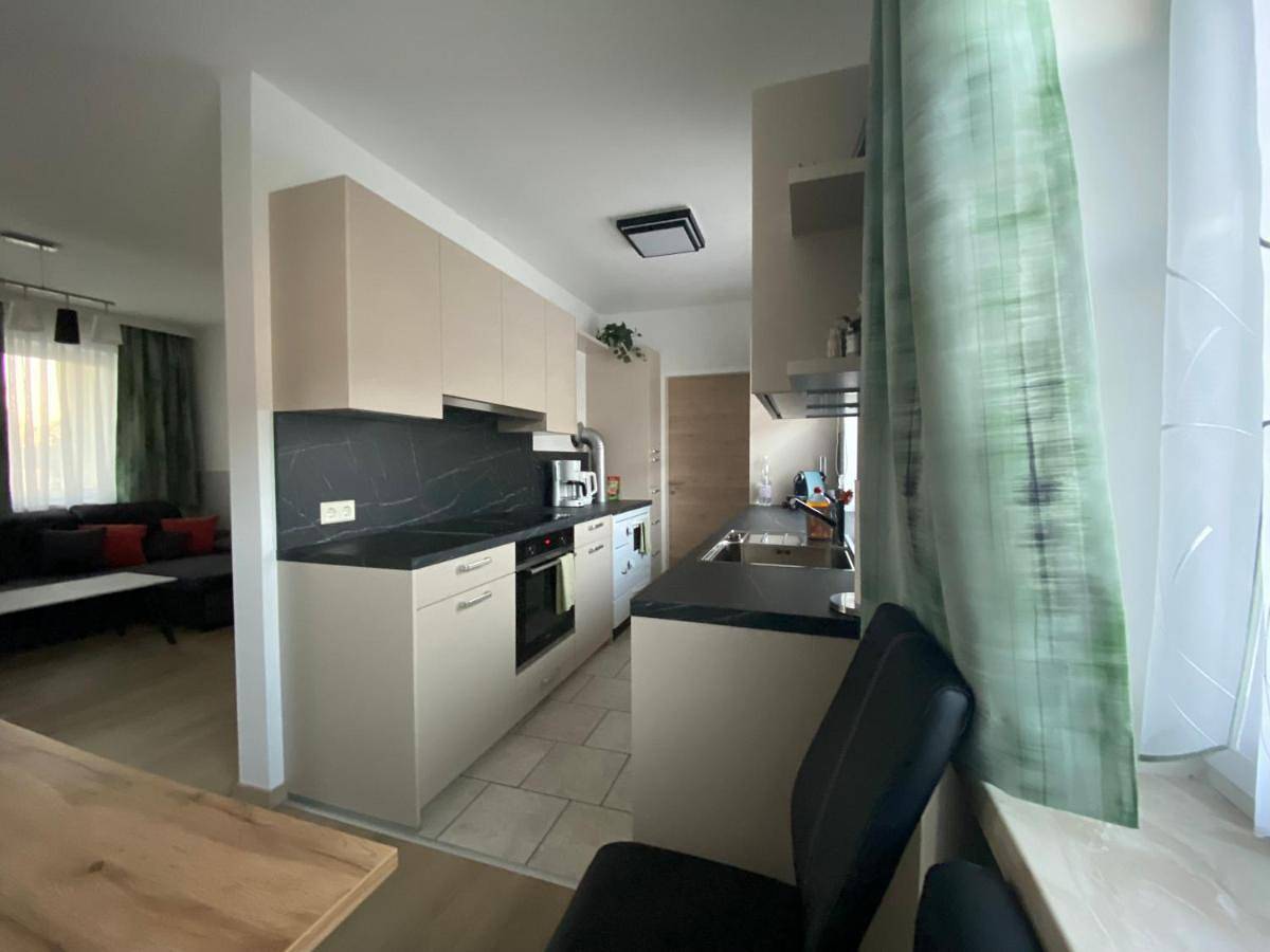 Two-Bedroom House in Korneubourg