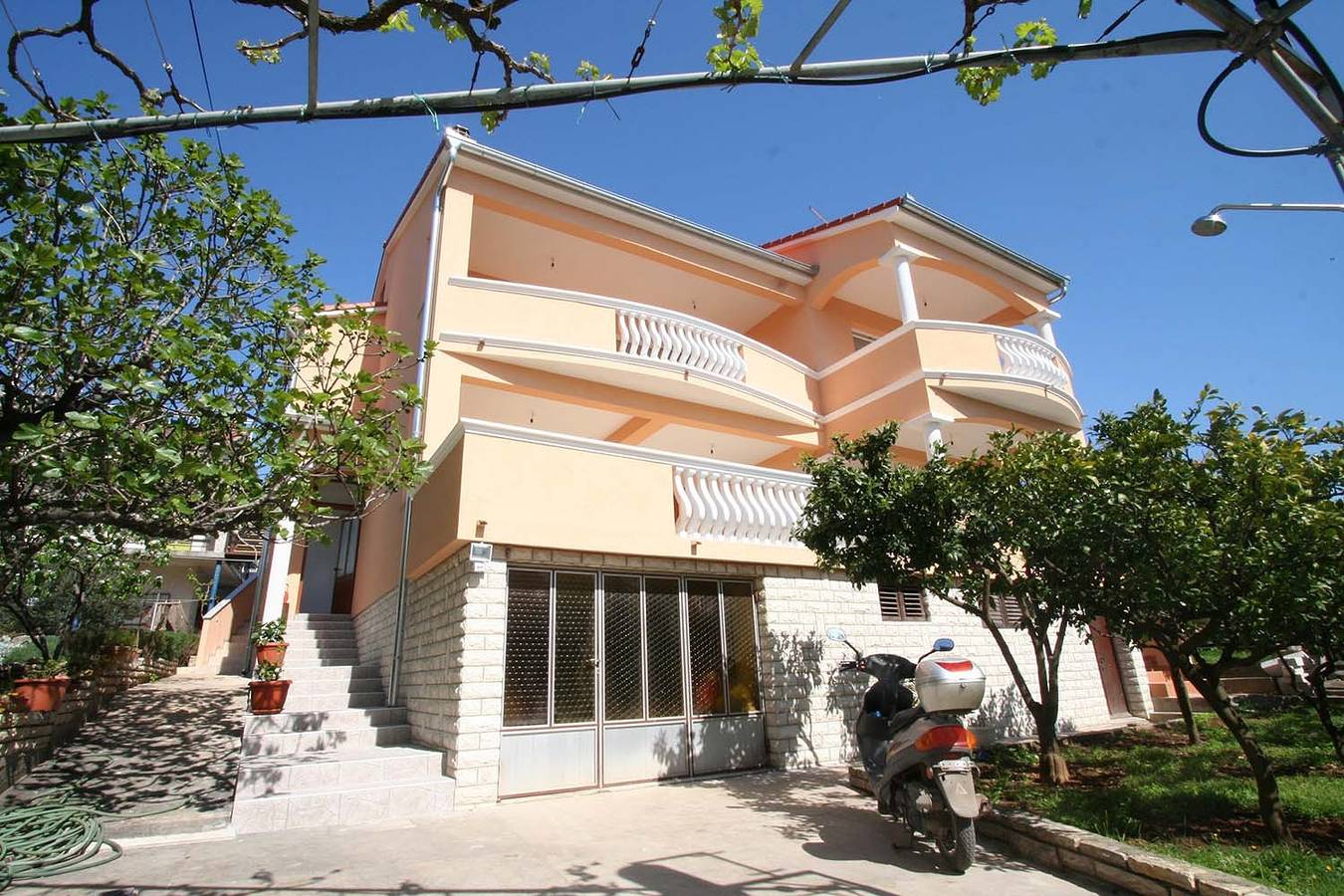 Ganze Wohnung, 2-Zimmer-Ferienwohnung mit Terrasse Biograd na Moru, Biograd A-20756-b in Biograd na Moru, Zadar