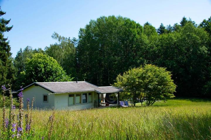 Ferienhaus für 2 Personen, mit Terrasse und Garten sowie Sauna und Ausblick