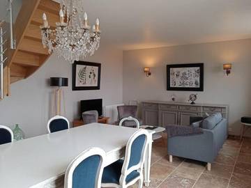 Gîte pour 4 personnes, avec terrasse et jardin dans La Chapelle-Janson