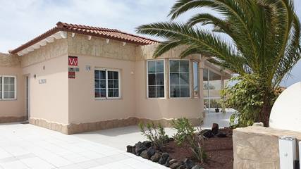 Ferienhaus für 4 Personen, mit Garten und Terrasse sowie Whirlpool auf den Kanaren