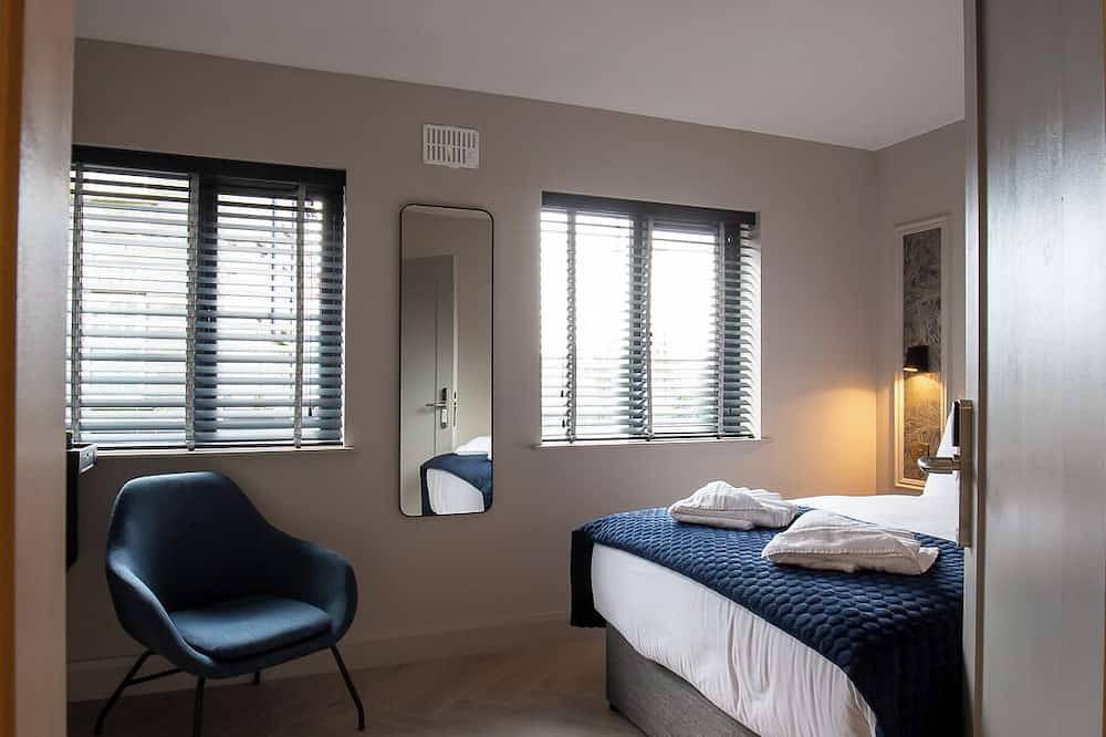 Modern \ncozy Room in the heart of Galway in Galway, County Galway