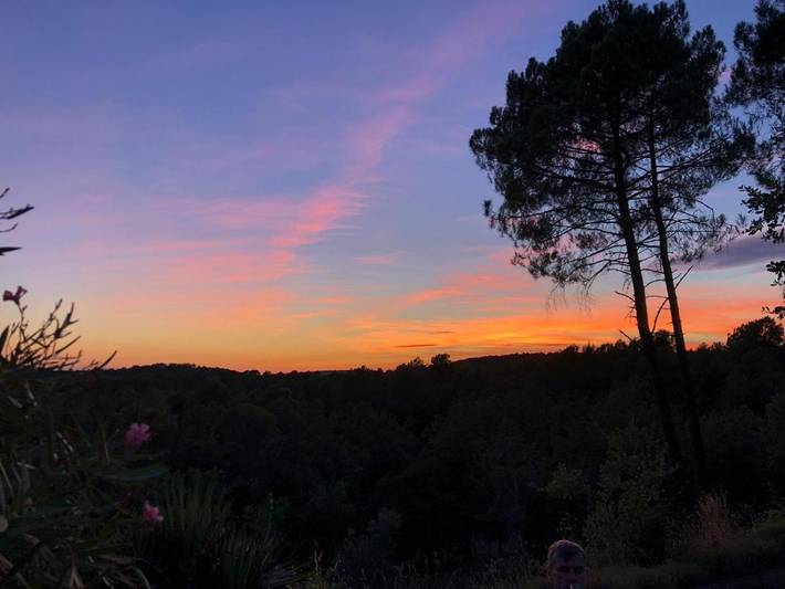 Chambre d’hôte pour 2 personnes, avec vue ainsi que piscine et jardin à Roussillon - 4
