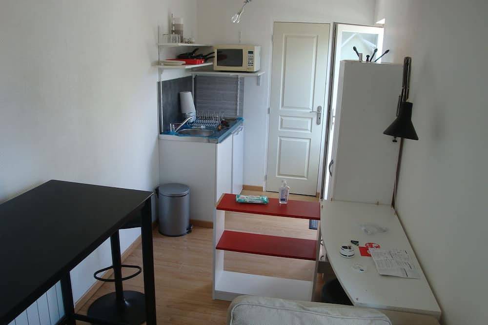 Apartamento entero, Studio Indépendant Dans Bernay ,ville au Charme ... ! in Bernay, Región de Bernay