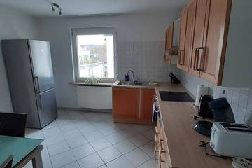 Ferienwohnung für 5 Personen, mit Terrasse und Garten in Reutlingen