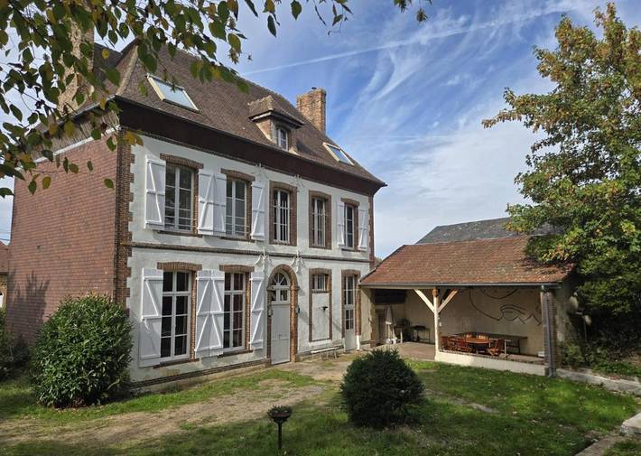 Location de vacances pour 16 personnes, avec jardin dans Les Aspres