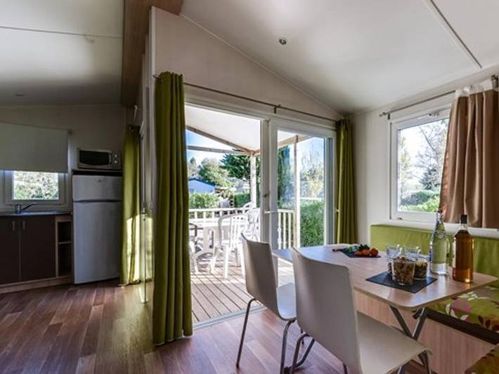 Camping les Dunes - Mobilheim 4 personen - Classic | 2 Zi. | 4 Pers. | Erhöhte Terrasse | Klima. in Torreilles, Côte d'Améthyste