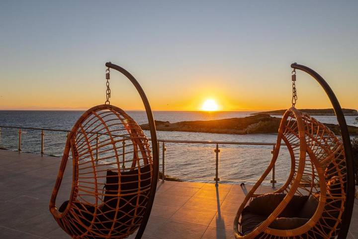 Villa für 6 Personen, mit Balkon und Whirlpool sowie Terrasse und Garten in Didim