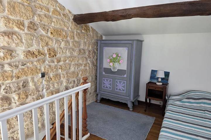 Location de vacances pour 3 personnes, avec jardin à La Gripperie-Saint-Symphorien - 4