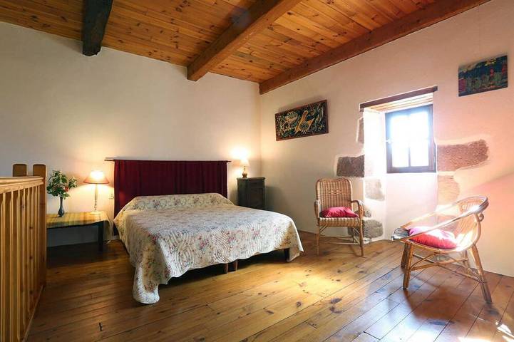 Gîte pour 2 personnes, avec piscine et jardin à Vaour - 4