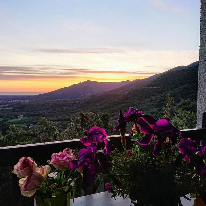 Appartement de vacances pour 4 personnes, avec Terrasse et Jardin ainsi que Piscine et Vue