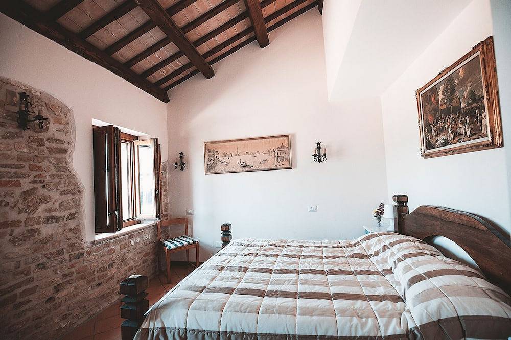 The Cherry Tree, sea view relaxation with pool in Torre di Palme, Provincia de Fermo