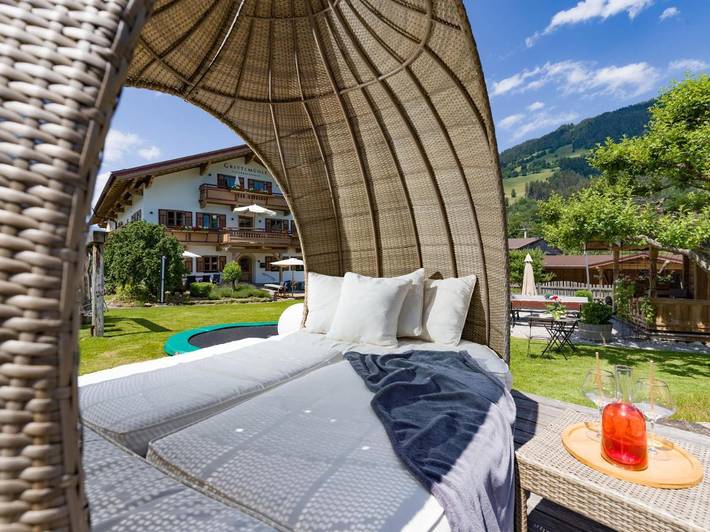 Ferienwohnung für 8 Personen, mit Sauna und Pool sowie Ausblick und Garten, mit Haustier in Brixen im Thale - 4