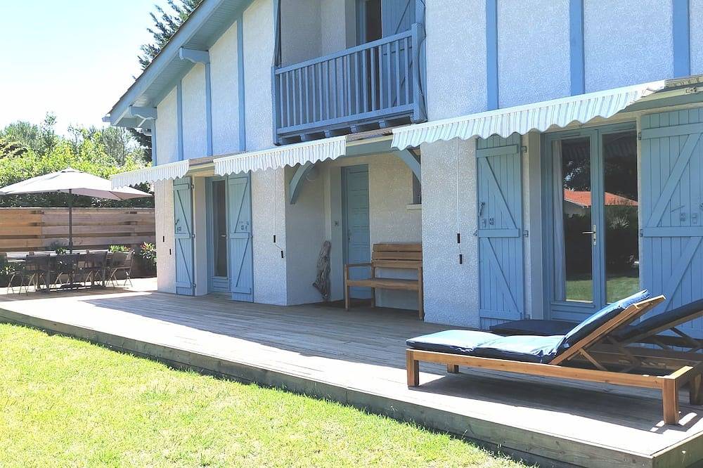 Villa voor 9 Personen in Hossegor, Dax en omgeving