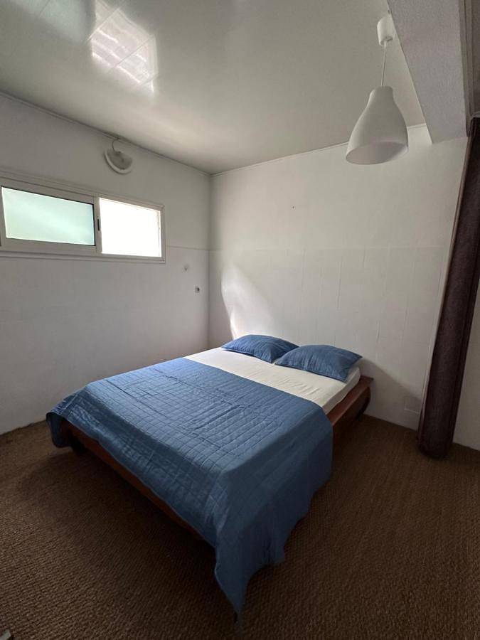 Location de vacances pour 15 personnes, avec terrasse ainsi que piscine et jardin dans Le Quatorzieme - 4