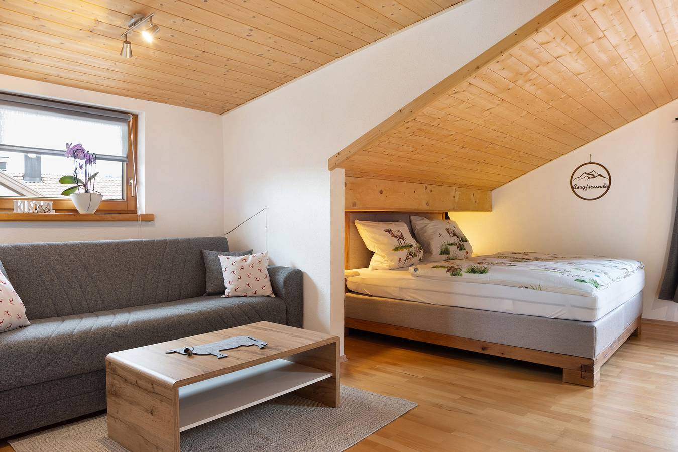Entire studio, Studio Apartment 'Ferienwohnung Wendelinus' with Mountain View, Shared Terrace and Wi-Fi in Grünten, Rettenberg