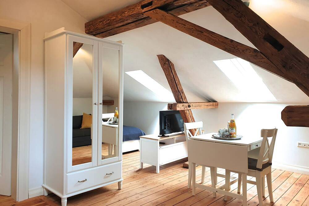 Ganze Wohnung, Bahnhof-Grombach, Apartment \"Fuchsbau\" nahe A6, Bad Rappenau und Therme Sinsheim in Bad Rappenau, Kraichgau