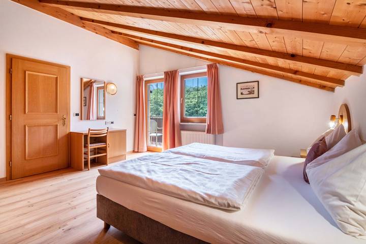 Ferienwohnung für 3 Personen, mit Garten in Schlanders
