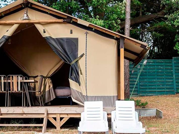 Tente pour 4 personnes, avec terrasse et sauna, animaux acceptés à Saint-Georges-d'Oléron - 3