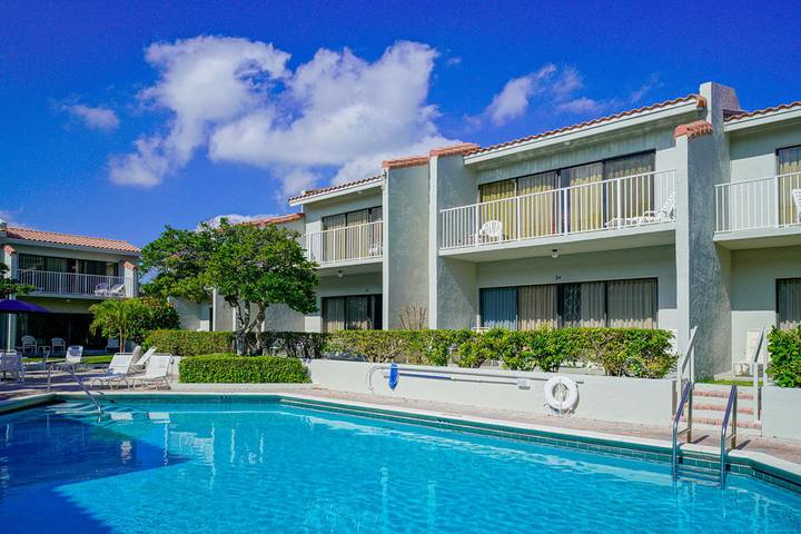 Apartamento de vacaciones para 8 personas, con balcón y piscina - 1