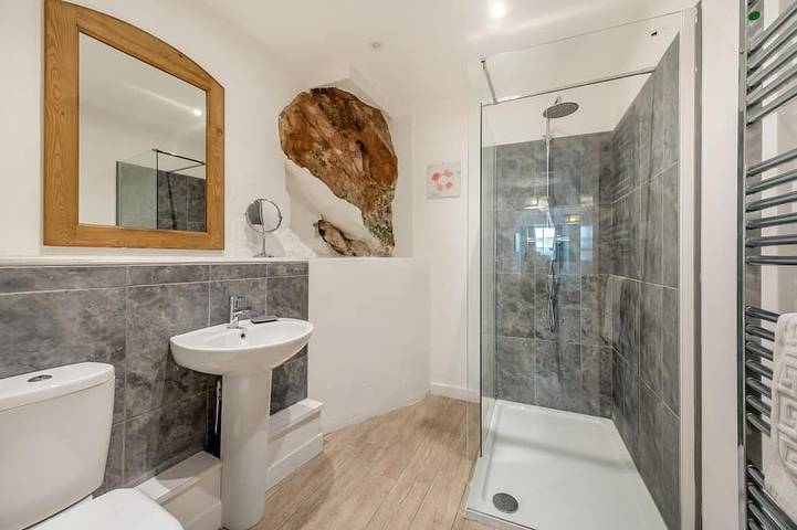 2 Bed in Brixham in Brixham, Torbay