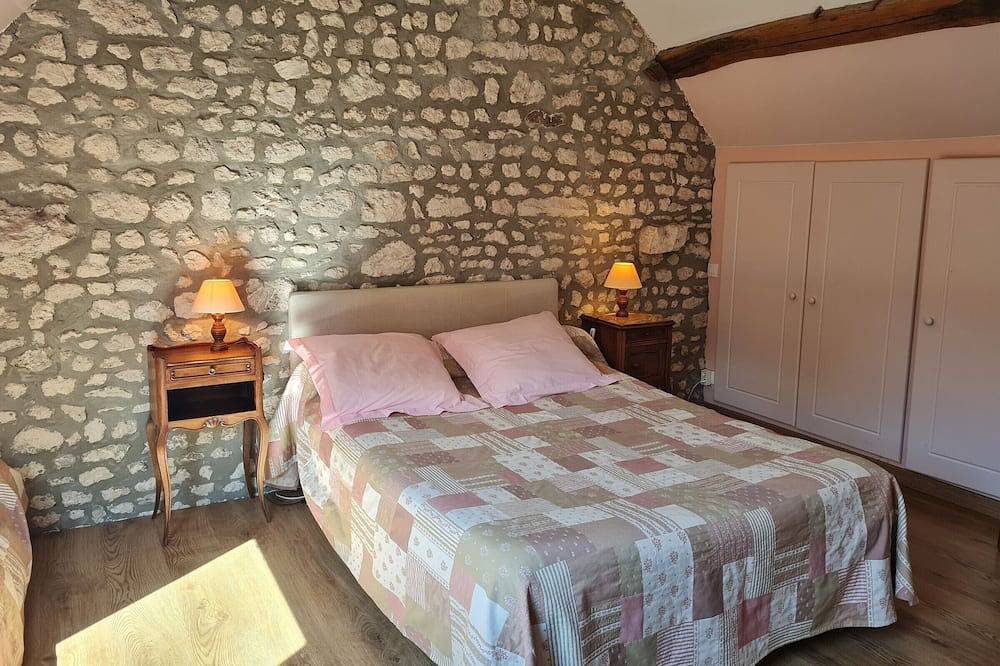 Gîte en campagne proche Orléans et Blois avec jardin paysager, pour 6 pers., calme assuré in Saint-Ay, Vallée de la Loire