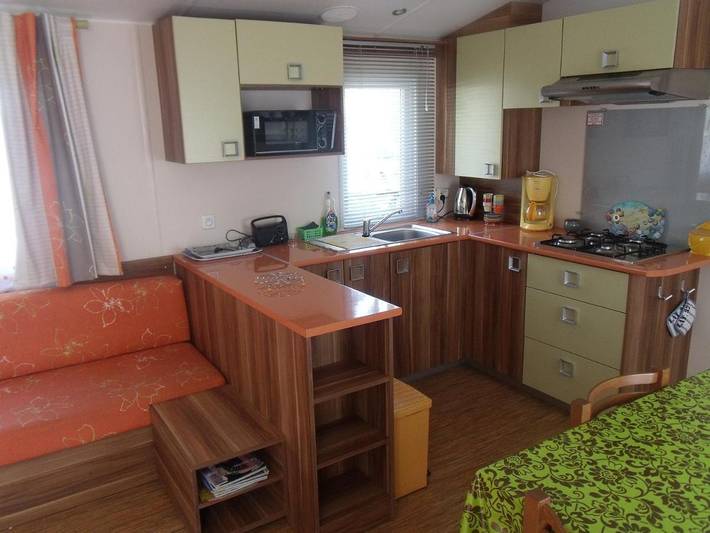 Camping pour 6 personnes, avec piscine ainsi que jardin et terrasse à Saint-Pierre-d'Oléron - 2