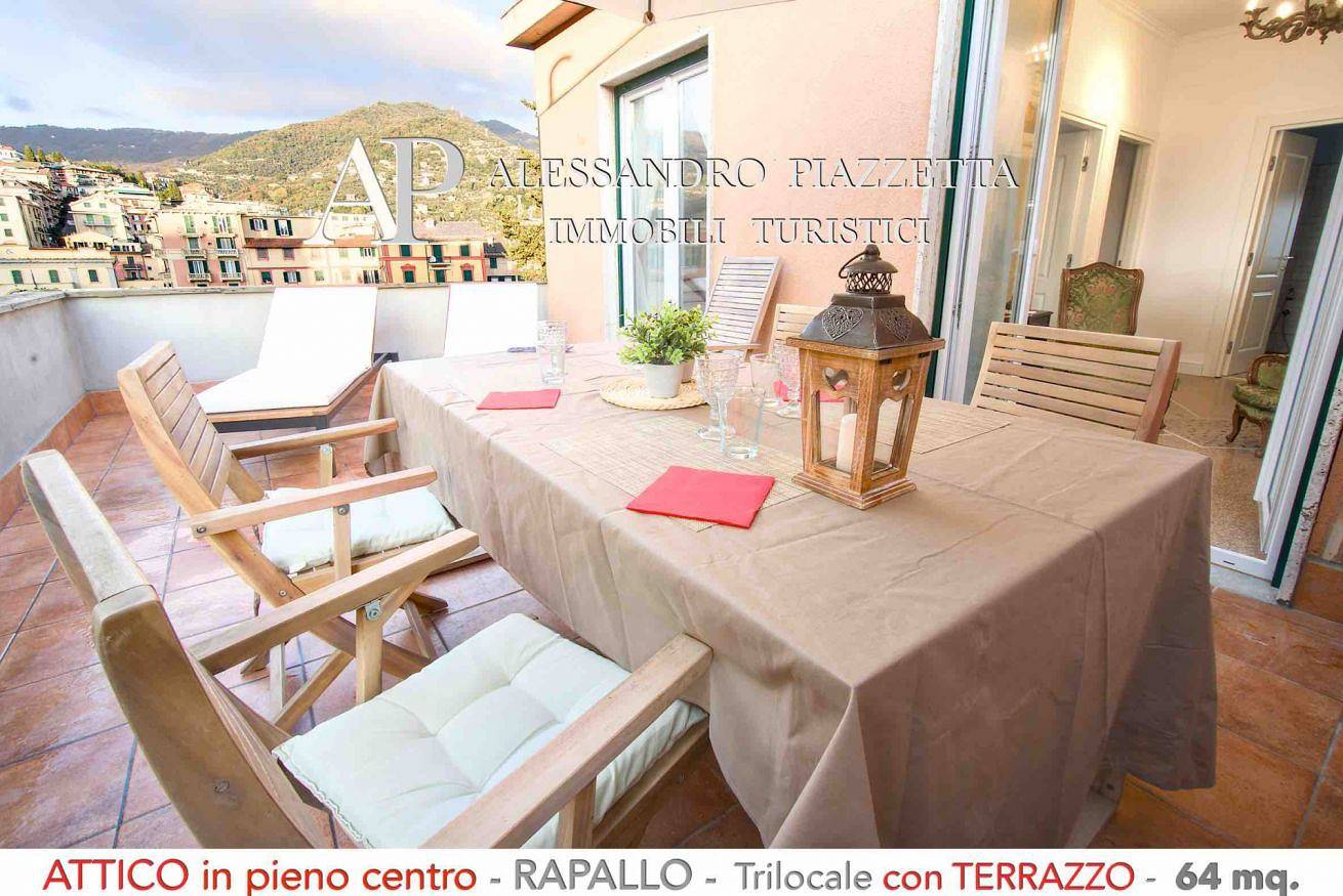 Appartamento intero, Terrazza storica a Rapallo in Bagni Lido & Flora, Rapallo