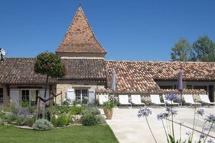 Location de vacances pour 6 personnes, avec piscine et jardin à Salles (Lot-et-Garonne)