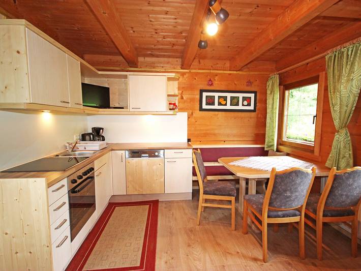 Ferienwohnung für 5 Personen, mit Balkon und Terrasse sowie Garten und Ausblick im Ski-Optimal Hochzillertal - 3
