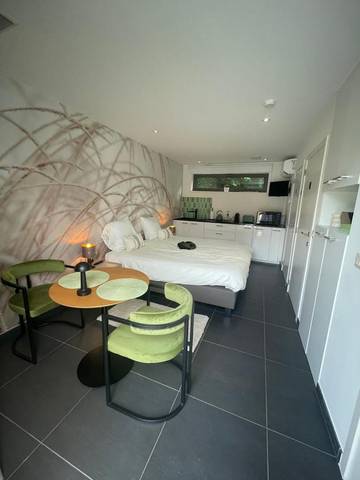 Maison d’hôte pour 2 personnes, avec jardin ainsi que piscine et vue, animaux acceptés à Herzele