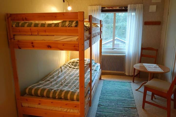 Ferienhaus für 7 Personen, mit Terrasse und Garten in Trollhättan - 3