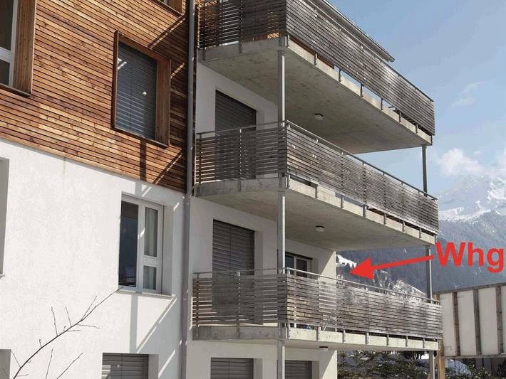 Ferienwohnung für 5 Personen, mit Balkon und Garten sowie Sauna in Surses