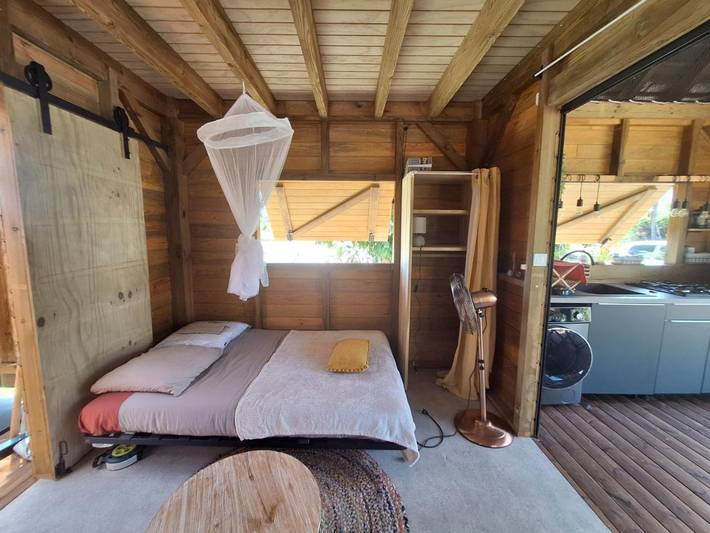 Camping pour 3 personnes, avec jardin, animaux acceptés