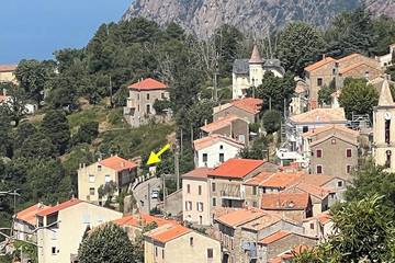 Gîte pour 6 personnes, avec terrasse et jardin à Évisa