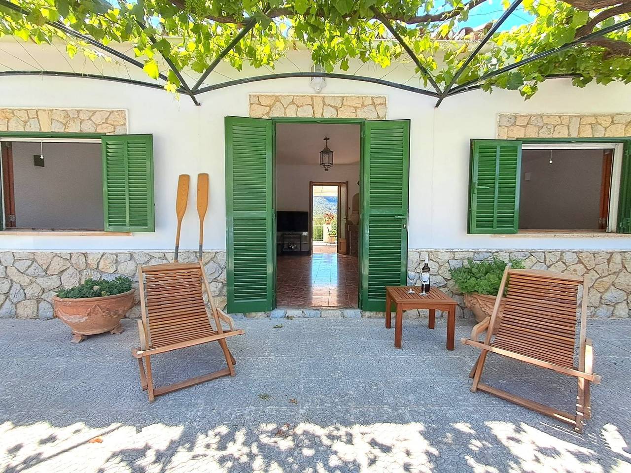 Acogedor apartamento junto a la playa con terraza y barbacoa in Port des Canonge, Bañalbufar