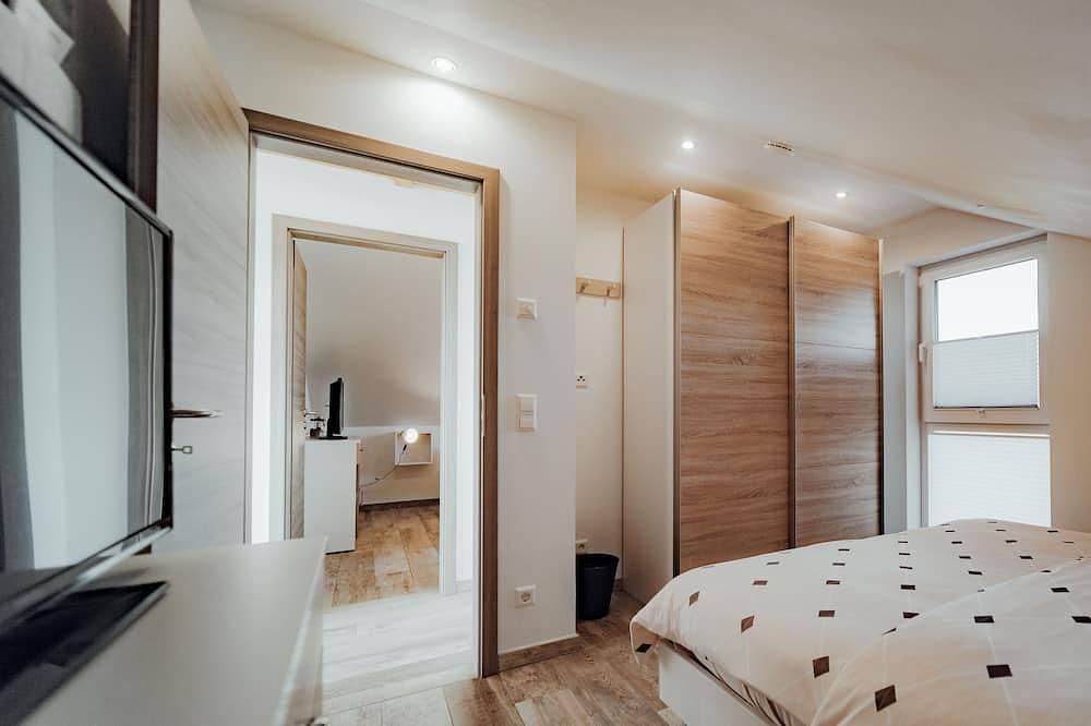 Ferienhaus am See mit Privatstrand, Sauna, Kamin, nahe Leipzig in Löbnitz, Nordsachsen