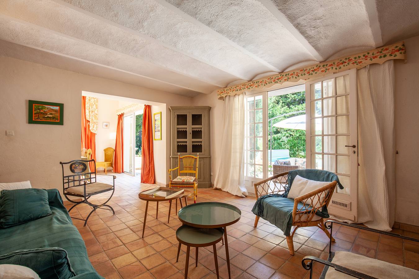 Villa 'Le Clos De La Tour Cassis' mit Bergblick, privater Terrasse und Wi-Fi in Cassis, Nationalpark Calanques