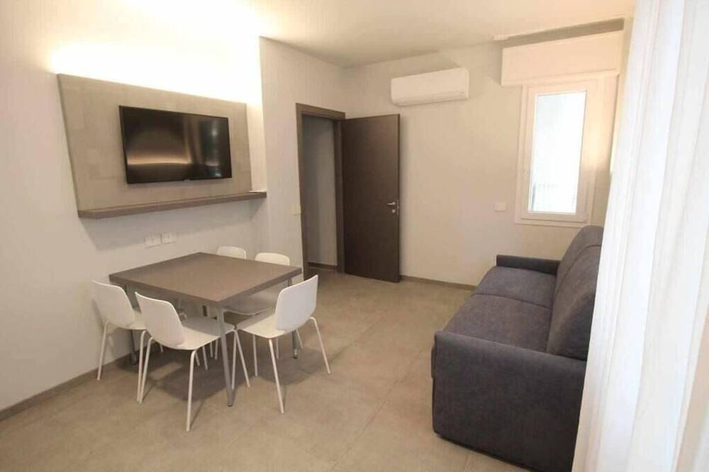 Ganze Wohnung, Persea Mare 7 tutti i comfort a due passi dal mare in Taggia (stadt), Taggia