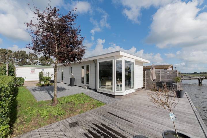 Ferienhaus für 2 Personen, mit Balkon/Terrasse und Terrasse sowie Garten