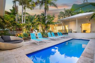 Gîte pour 2 personnes, avec piscine ainsi que jardin et sauna à Byron Bay