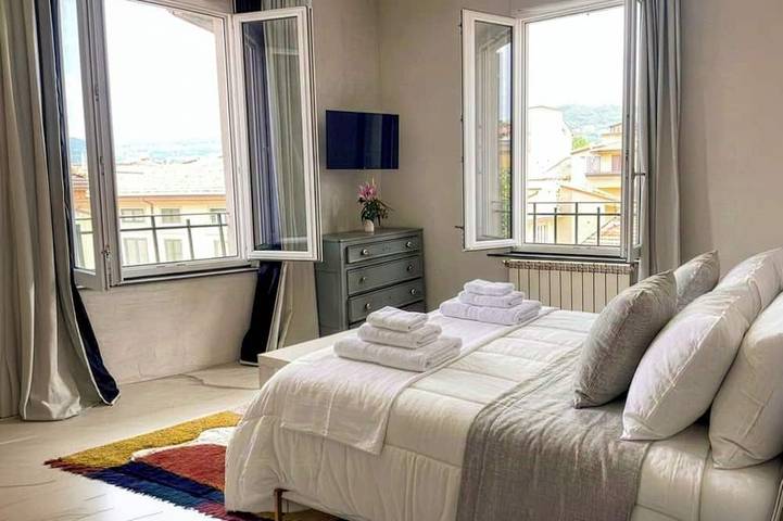 Appartamento intero, Signature Design & Panoramic Views in the heart of Montecatini Terme in Montecatini Terme, Provincia di Pistoia
