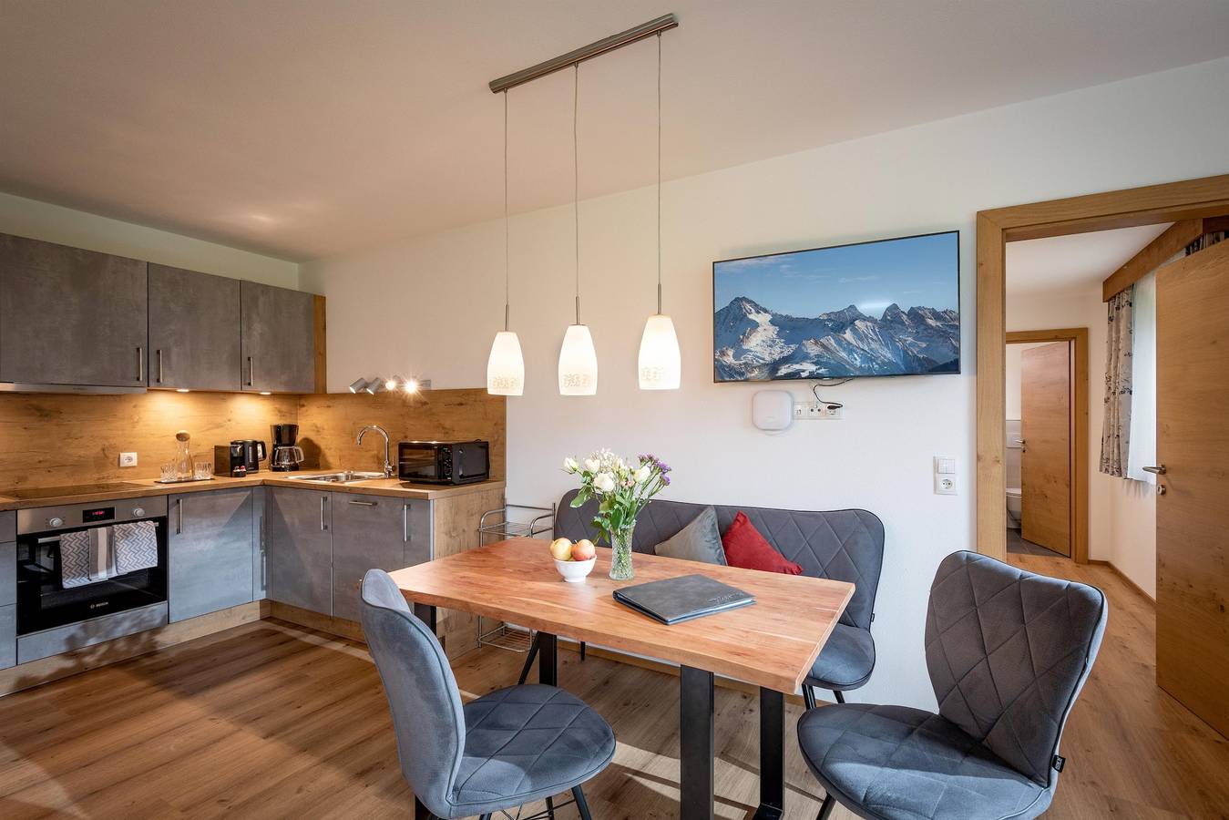 Ganze Ferienwohnung, Apart Theresa in Tuxer Alpen, Fügen